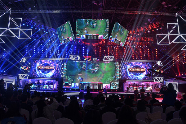 2025英雄联盟S15全球总决赛落户上海电竞中心，揭秘赛制与全球参赛队伍阵容-雷火竞技